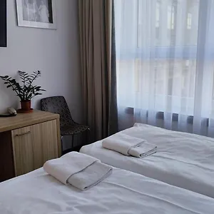 Hotel Mini Akord ***